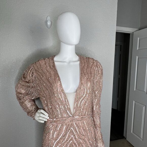 Mac Duggal Size 14 Gown Sequined Beaded Puff Sleeve Deep V Neck Blush Pink - Picture 7 of 12